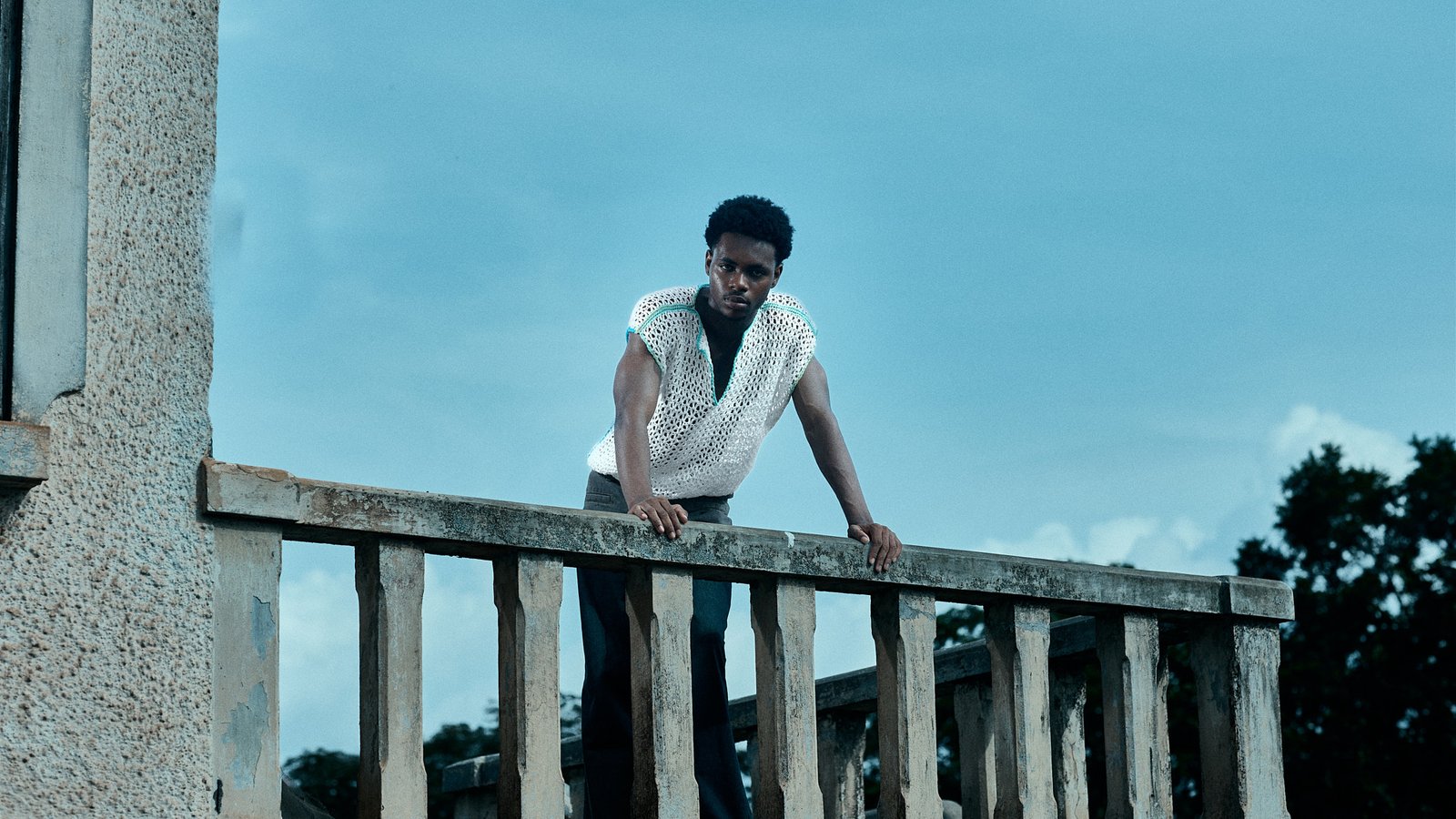 THREAD ELEGANCE still 4